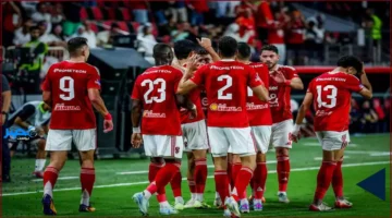 معدل الأخطاء الدفاعية للأهلي ينخفض للنصف مع توروب ويعزز صلابة الخط الخلفي